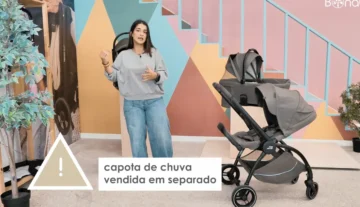 O Carrinho de bebé Britax Romer Rio não vem com a capota de chuva, é vendida em separado