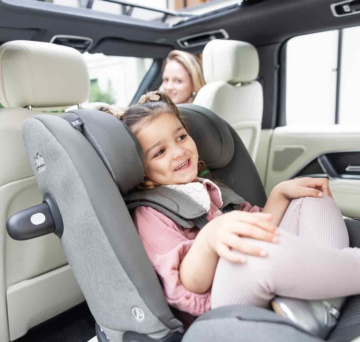 3_-_joie-baby-amp-2432_cc_v2_hr-2